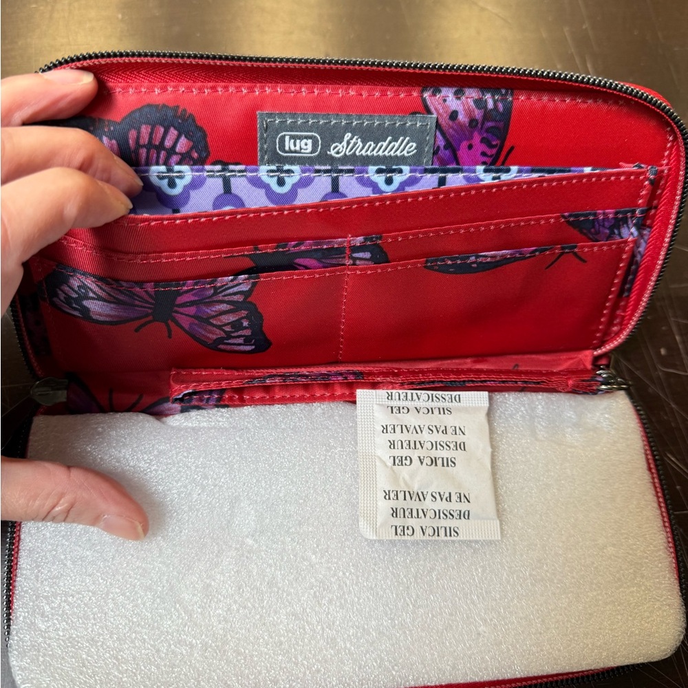 Lug NWT Straddle Butterfly Poppy - Picture 3 of 5